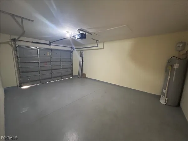 $1,575 | 1231 Southeast 8th Terrace, Cape Coral, FL 33990