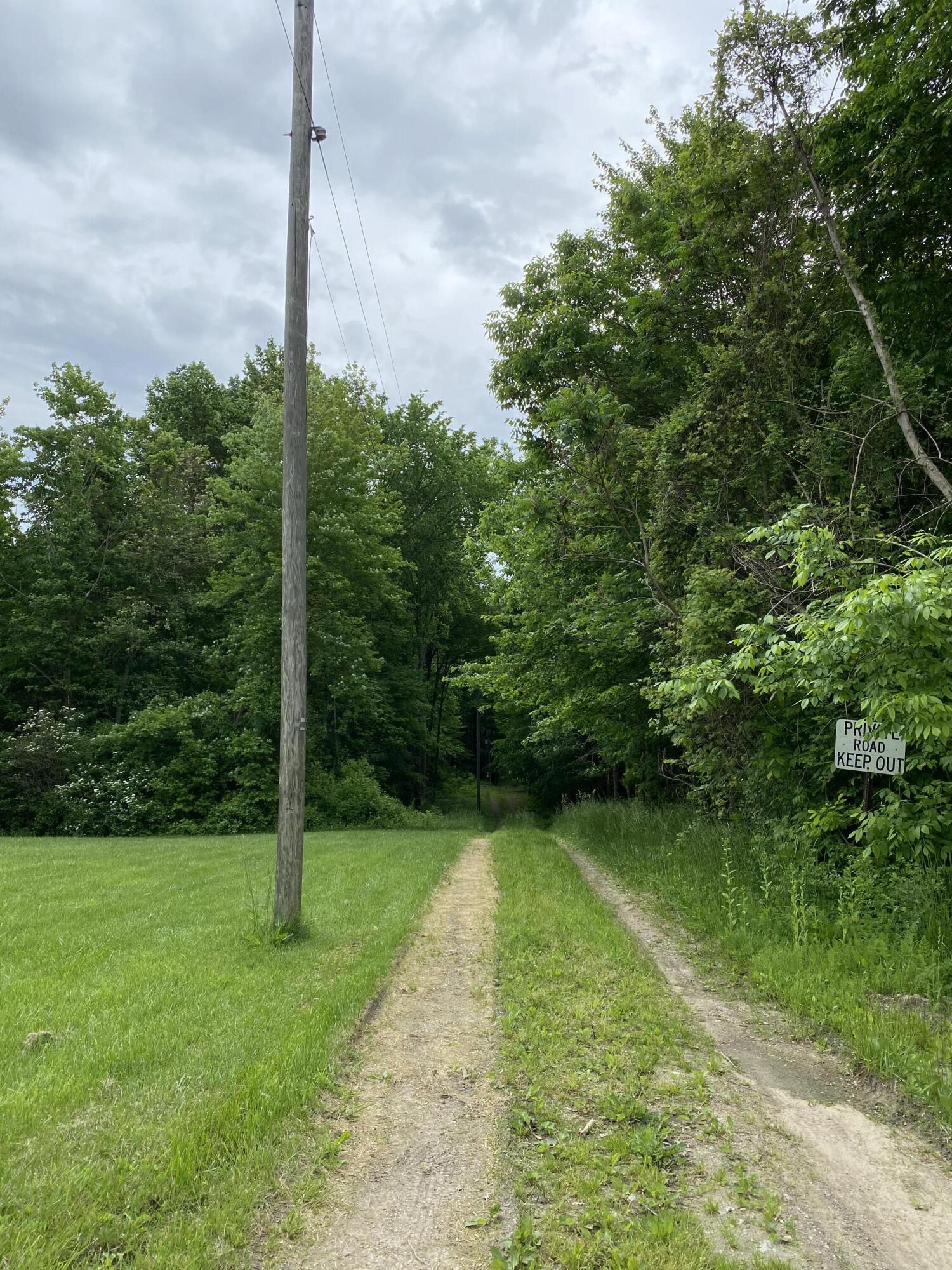 5747 Madison Coloma, MI 49038 - Photo 3 of 4 IMG-9154