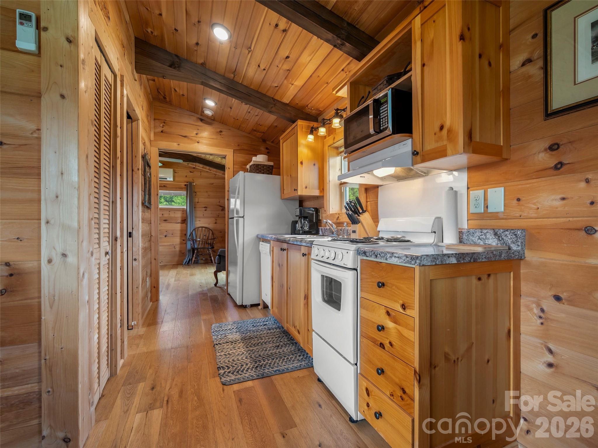1217 Moore Road, Unit 70 80 90 Tryon, NC 28782 - Photo 11 of 48