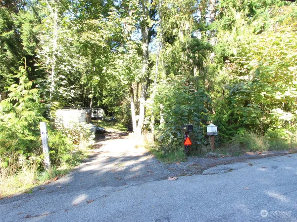 $189,000 | 6426 Santa Fe Trail, Maple Falls, WA 98266