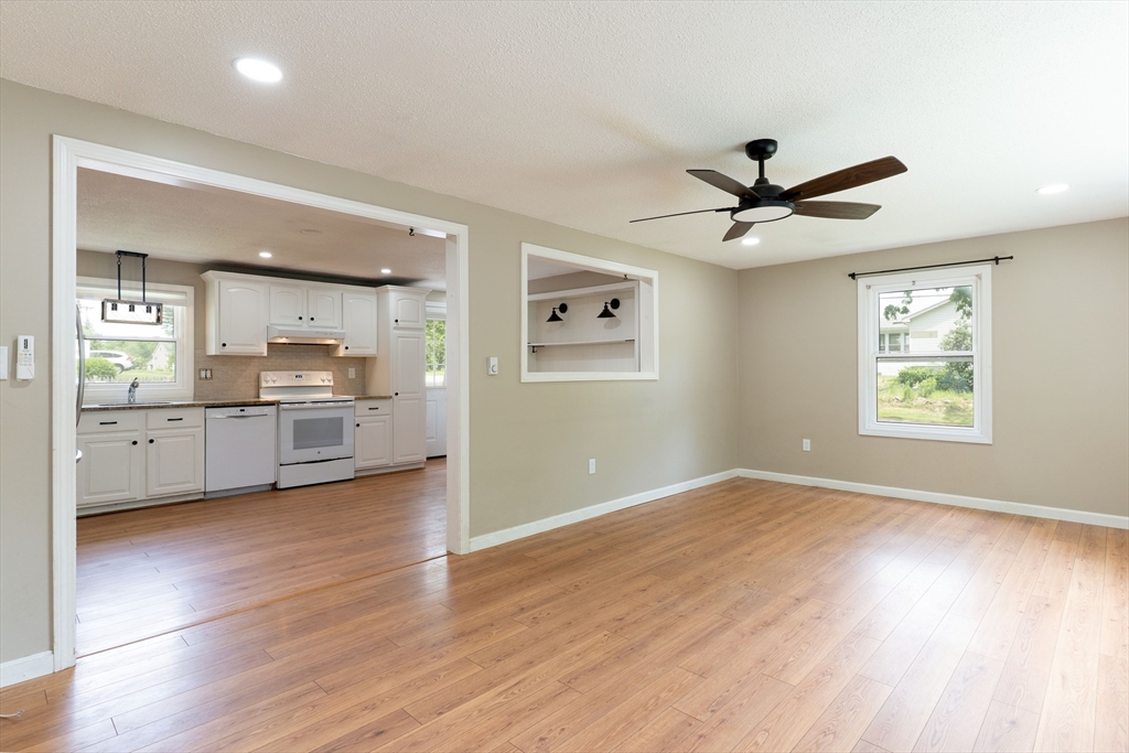 70 McDonald Road Wilmington, MA 01887 - Photo 15 of 27