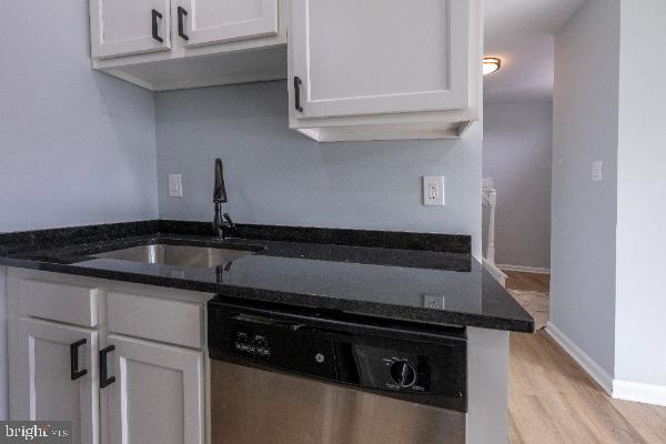 6448 Franconia Court Springfield, VA 22150 - Photo 7 of 40
