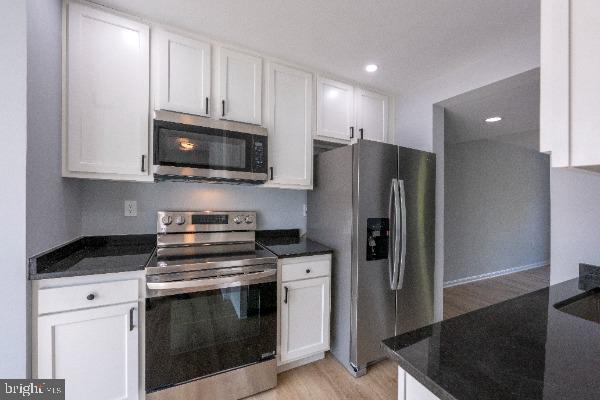 6448 Franconia Court Springfield, VA 22150 - Photo 8 of 40