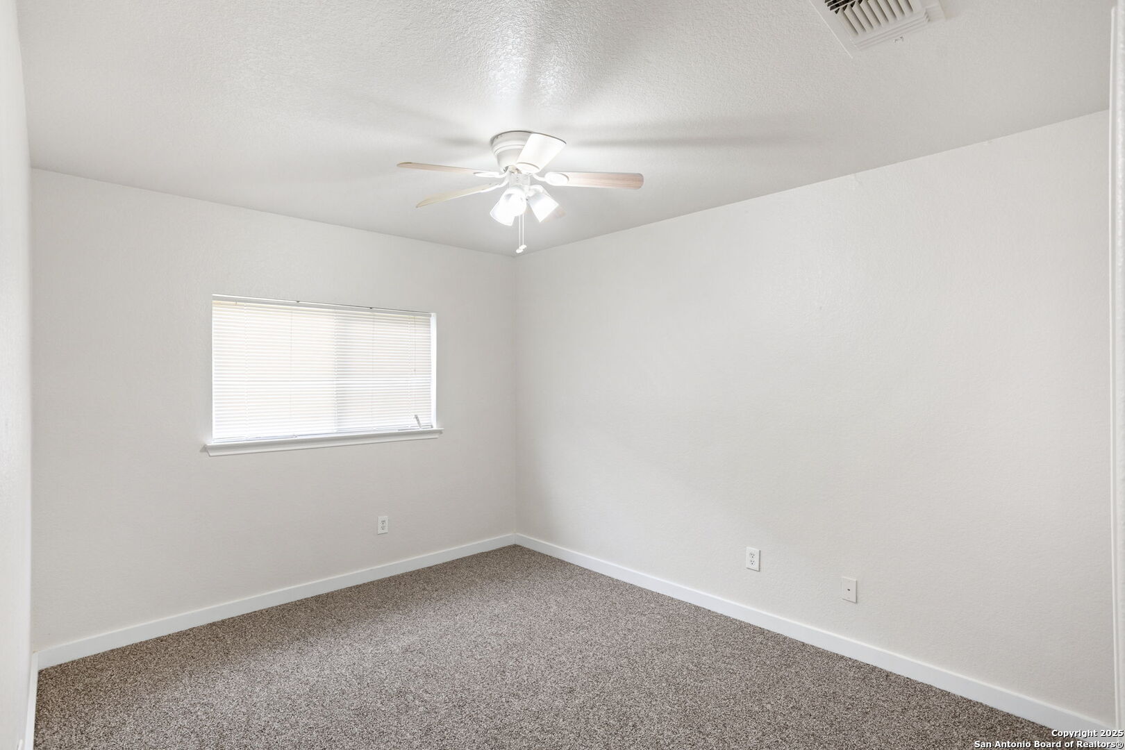 8607 Cheyenne Bluff Converse, TX 78109 - Photo 9 of 15