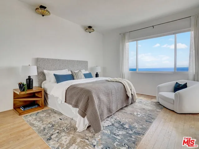 $1,680,000 | 18111 Coastline Drive, Unit 2, Malibu, CA 90265