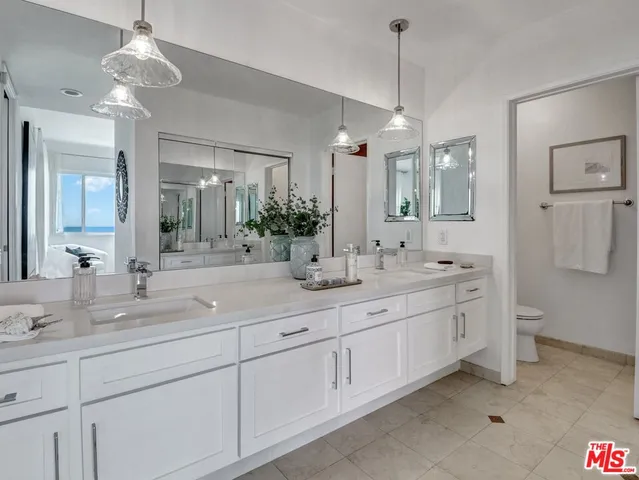 $1,680,000 | 18111 Coastline Drive, Unit 2, Malibu, CA 90265
