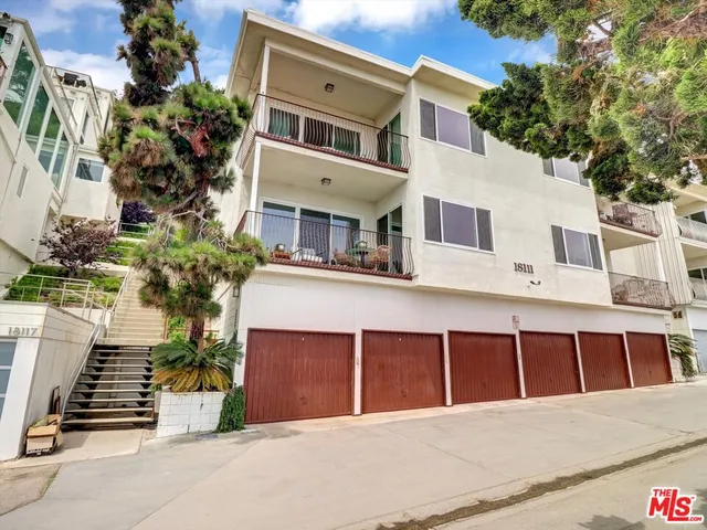 $1,680,000 | 18111 Coastline Drive, Unit 2, Malibu, CA 90265