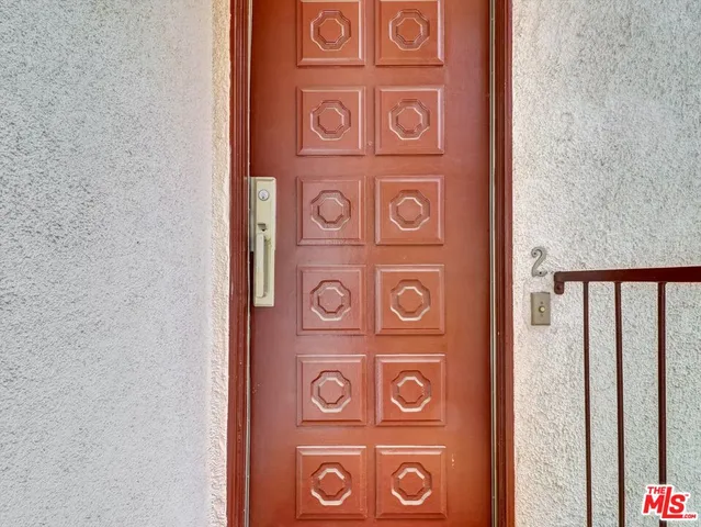 $1,680,000 | 18111 Coastline Drive, Unit 2, Malibu, CA 90265