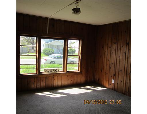 248 East 3rd Street Springfield, OH 45503 - Photo 4 of 12