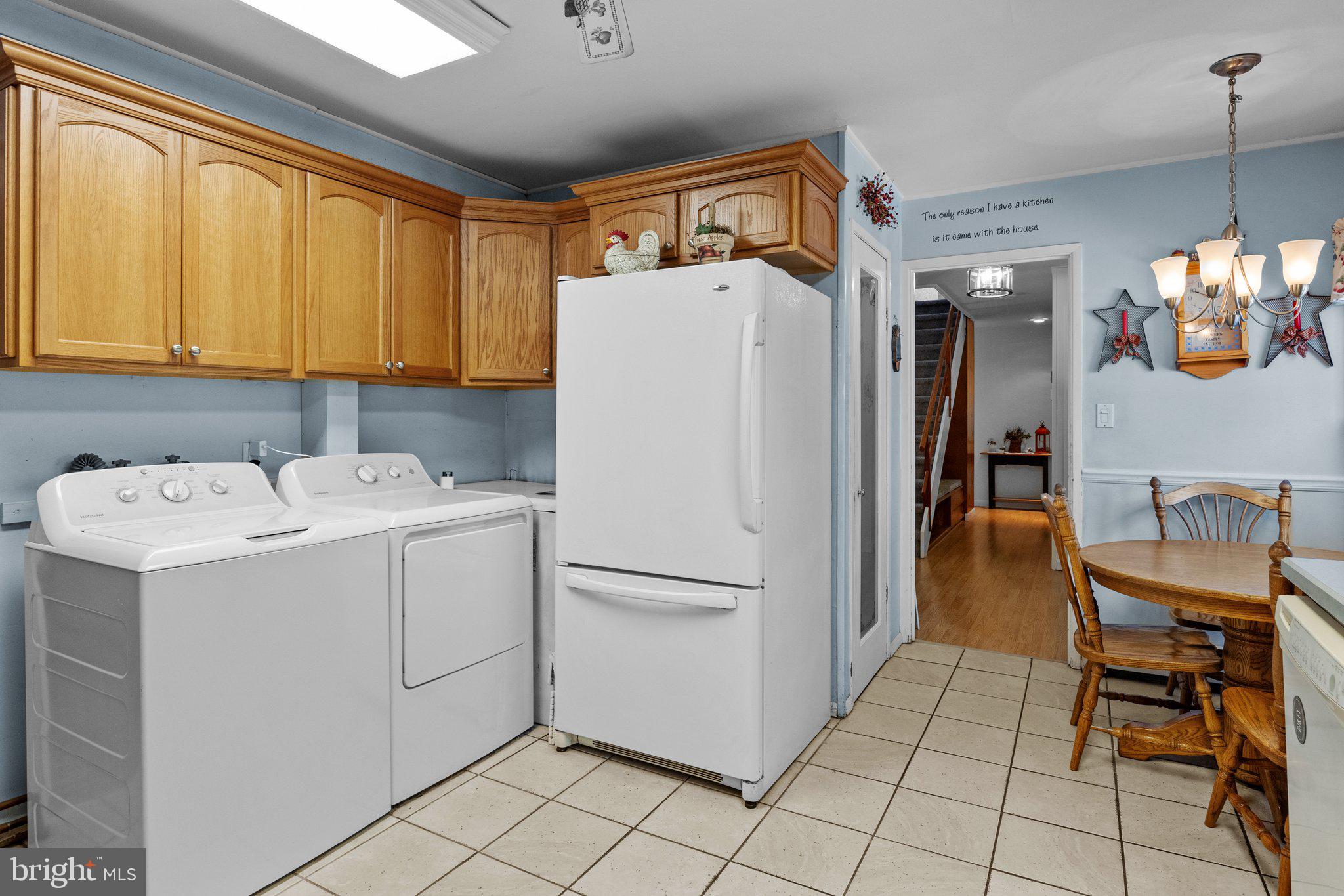 33 Sugarplum Road Levittown, PA 19056 - Photo 11 of 41 Gallery Image 11