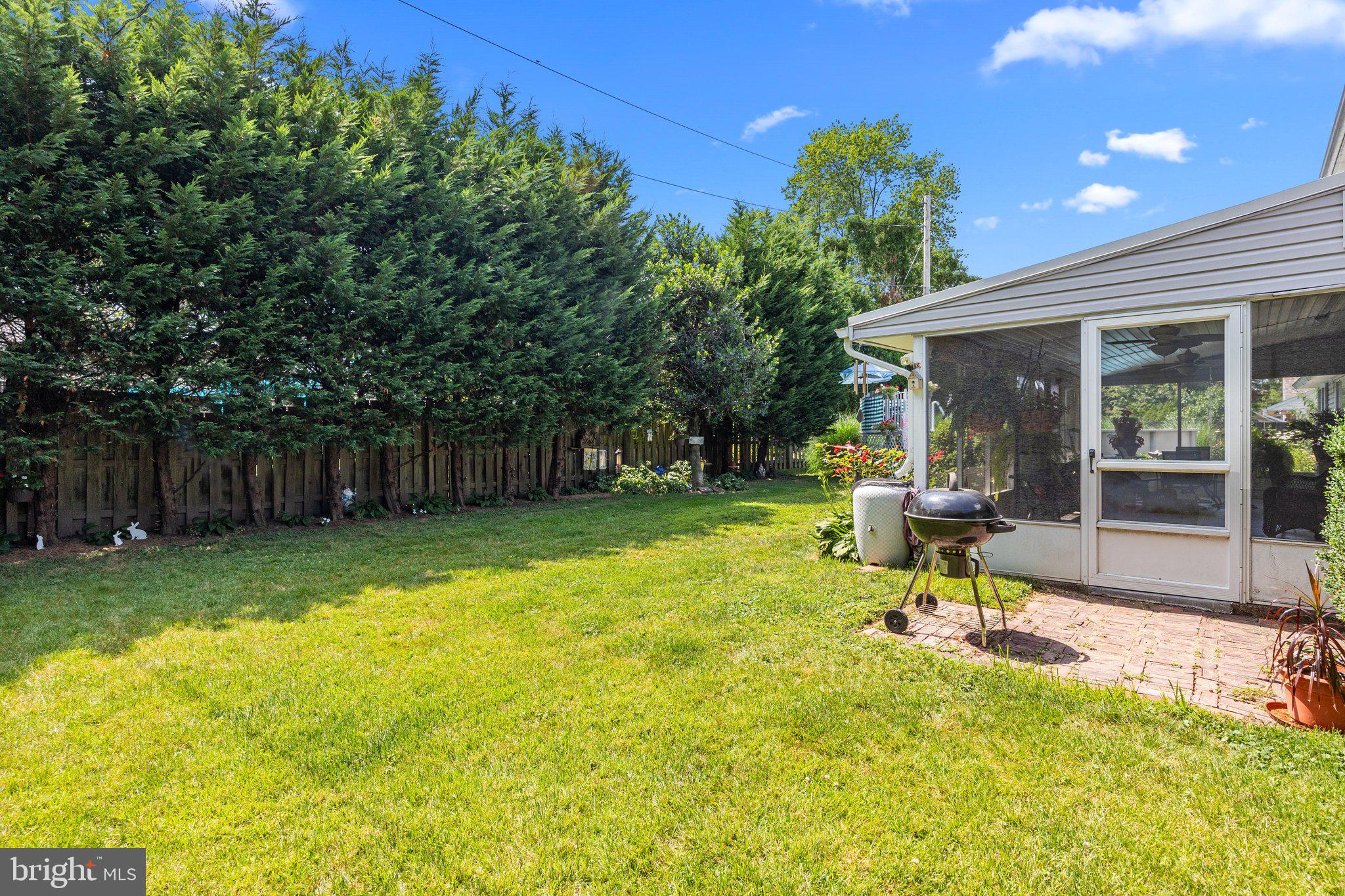 33 Sugarplum Road Levittown, PA 19056 - Photo 34 of 41 Gallery Image 34