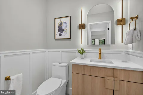 $2,499,900 | 4178 39th Street North, Arlington, VA 22207