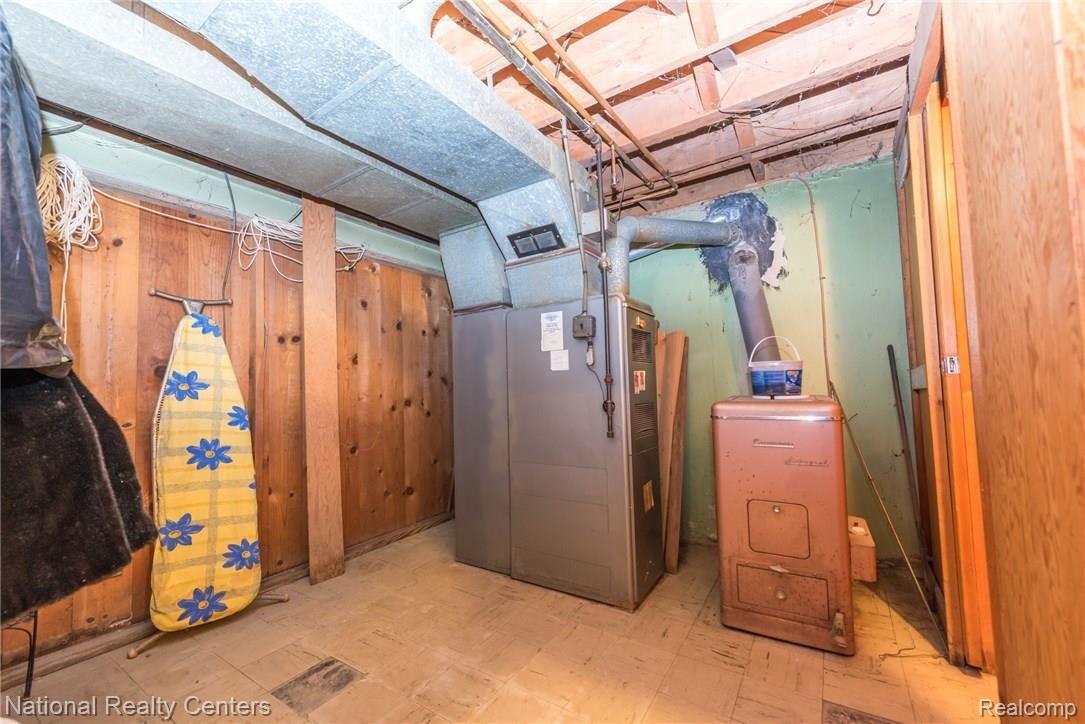 832 Shadowlawn Street Inkster, MI 48141 - Photo 24 of 36 832SHADOWLAWN_Basement-006.jpg