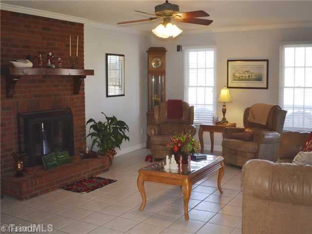1497 Greenfield Road Walnut Cove, NC 27052 - Photo 2 of 15 Living Room.