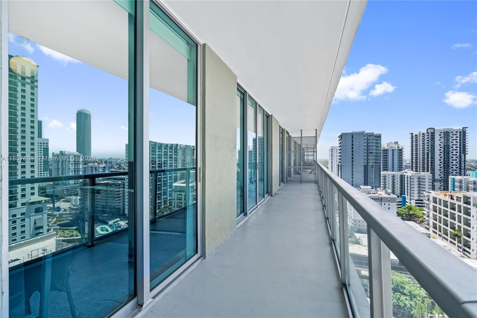 1111 Southwest 1st Avenue, Unit 2222N Miami, FL 33130 - Photo 15 of 53 a balcony with city view