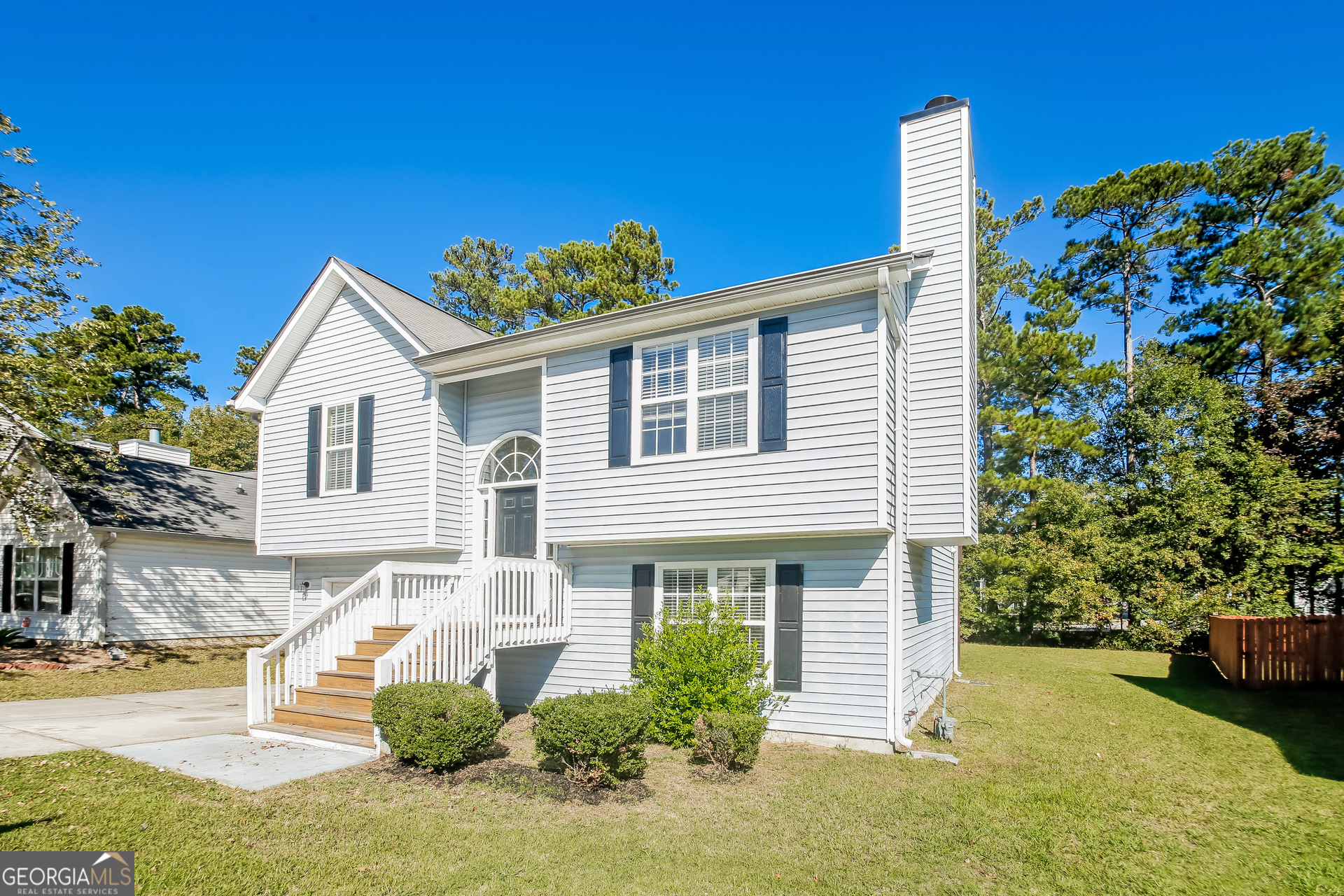 3775 Buffington Place Union City, GA 30291 - Photo 2 of 17 a front view of a house with a yard