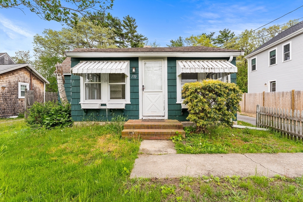 170 Wareham Road Marion, MA 02738 - Photo 1 of 30