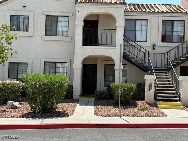 $1,275 | 4896 Nara Vista Way, Unit 201, Las Vegas, NV 89103