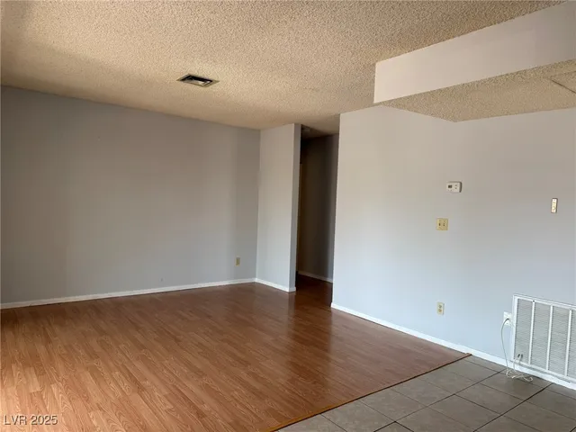 $1,275 | 4896 Nara Vista Way, Unit 201, Las Vegas, NV 89103