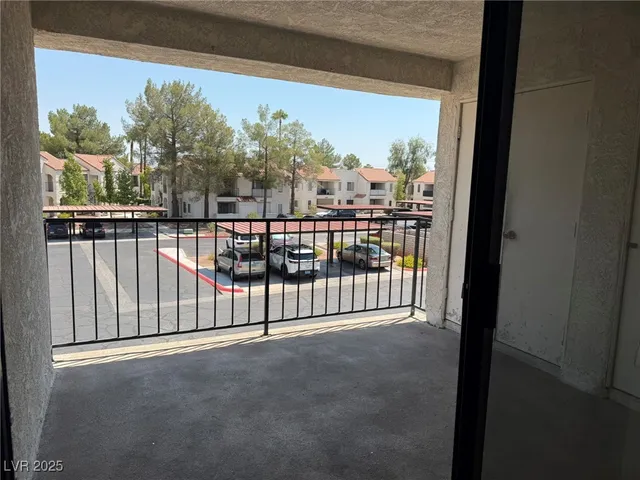 $1,275 | 4896 Nara Vista Way, Unit 201, Las Vegas, NV 89103