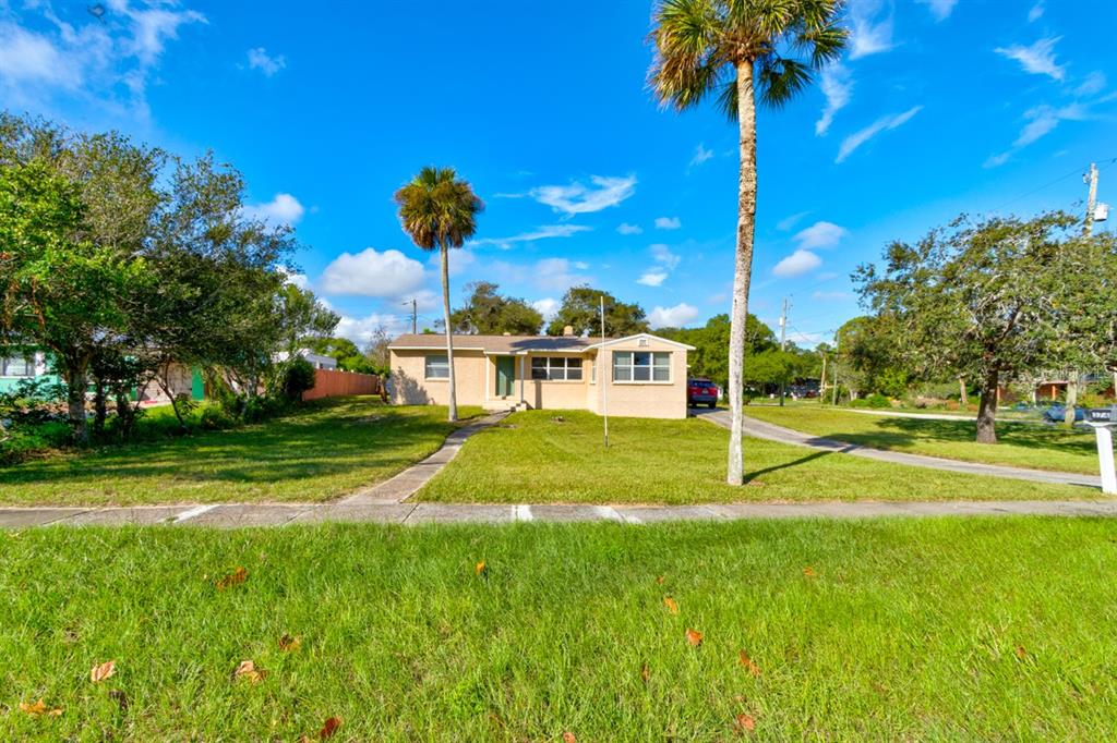 374 Pine Road Ormond Beach, FL 32176 - Photo 3 of 20 Gallery Image 3
