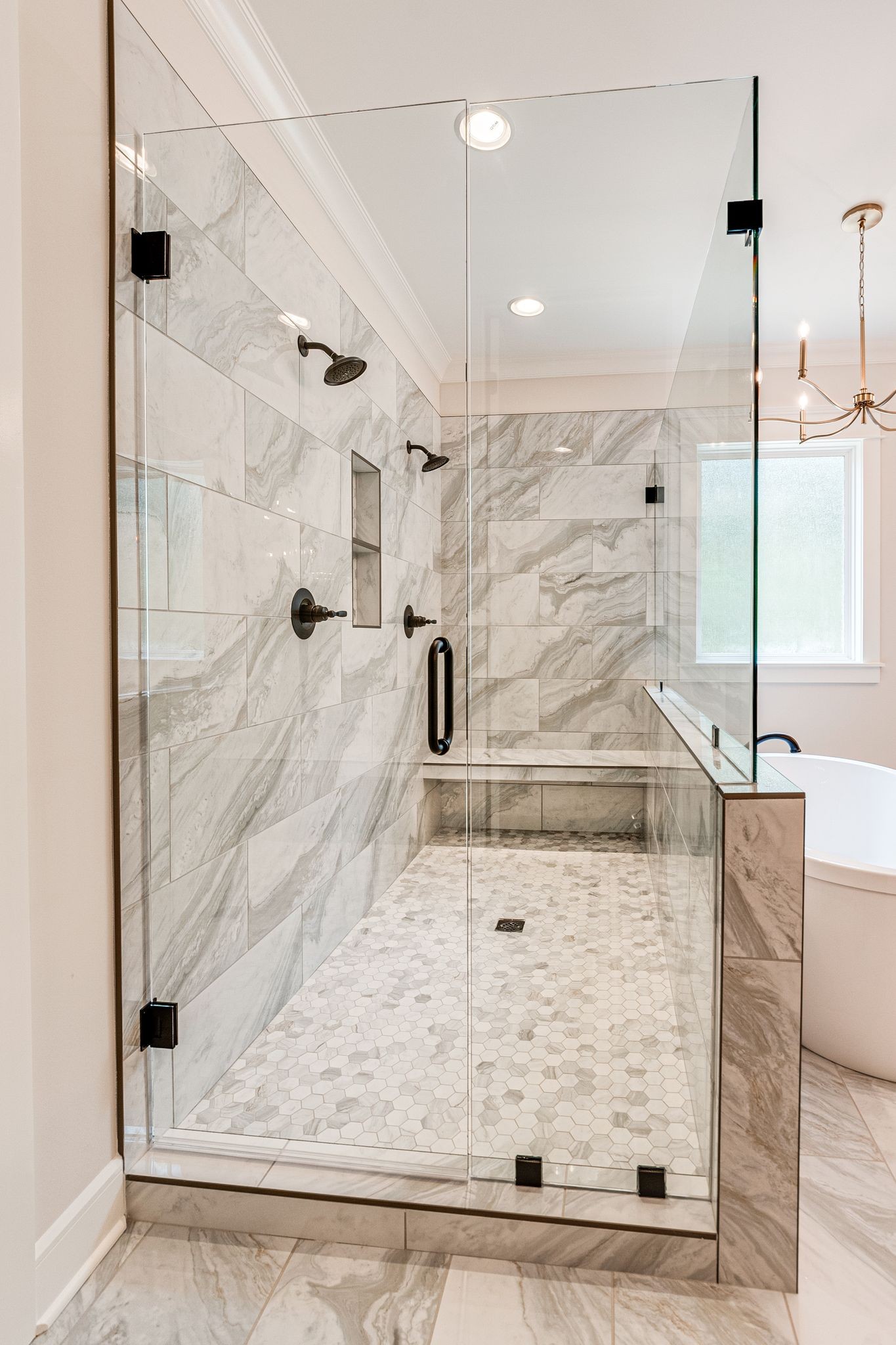 1635 Phillips Road Lebanon, TN 37087 - Photo 28 of 40 a bathroom with a shower