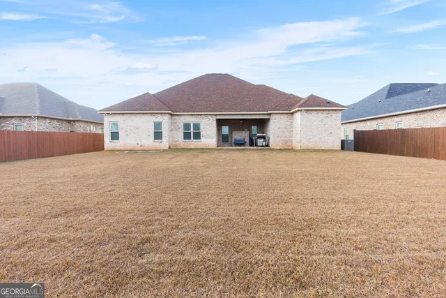 $405,000 | 105 Woodwinds Court, Kathleen, GA 31047