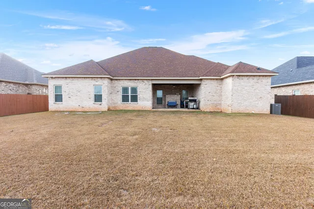 $405,000 | 105 Woodwinds Court, Kathleen, GA 31047