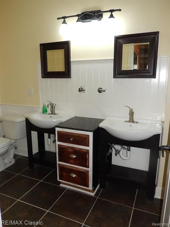 540 Riviera Court, Unit 244 Walled Lake, MI 48390 - Photo 14 of 39