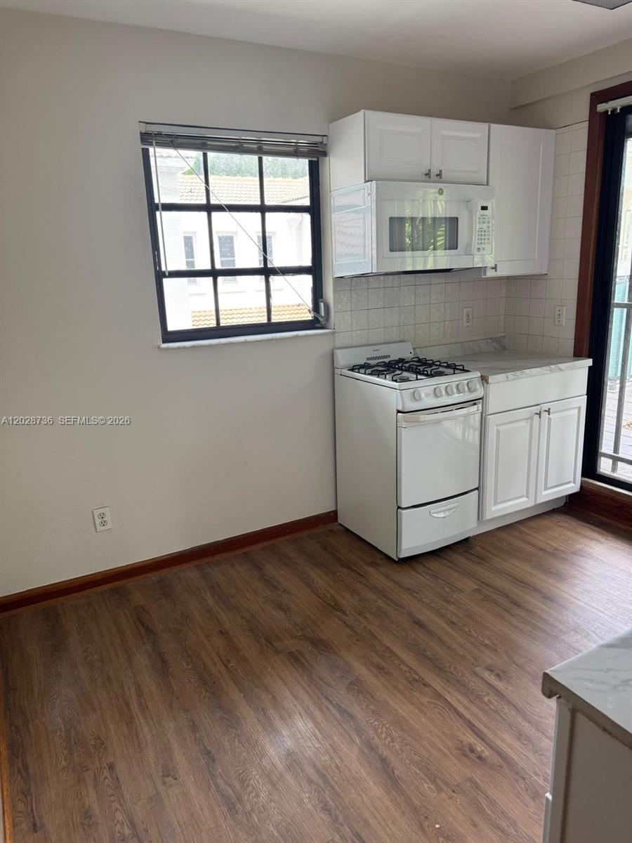 2107 Secoffee Street, Unit 2 Miami, FL 33133 - Photo 4 of 14
