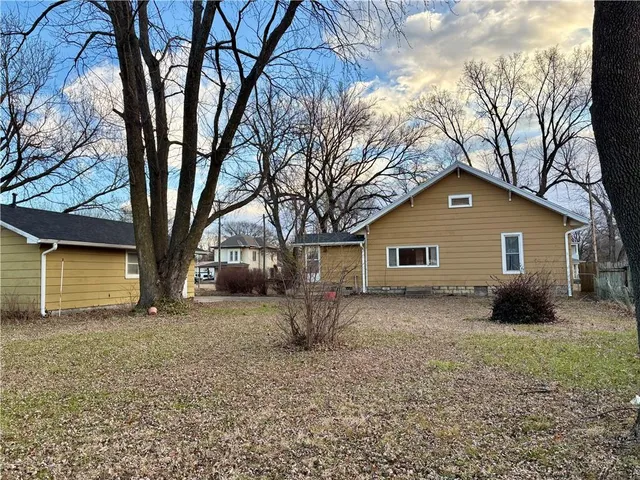 $99,000 | 507 South Main Street, Yates Center, KS 66783