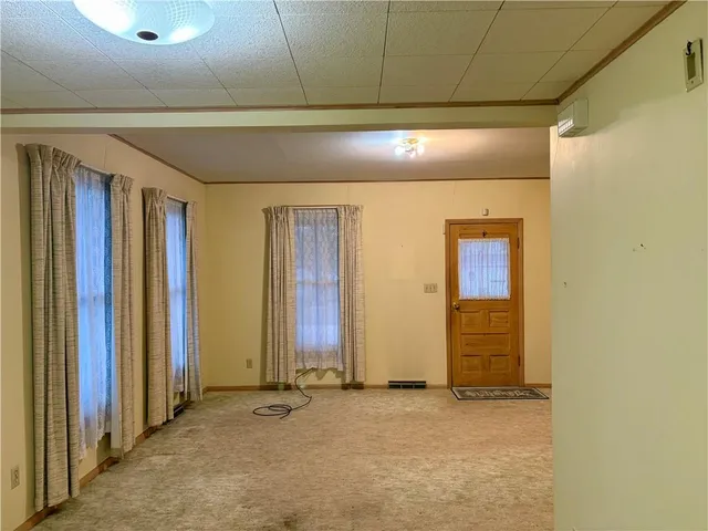 $99,000 | 507 South Main Street, Yates Center, KS 66783