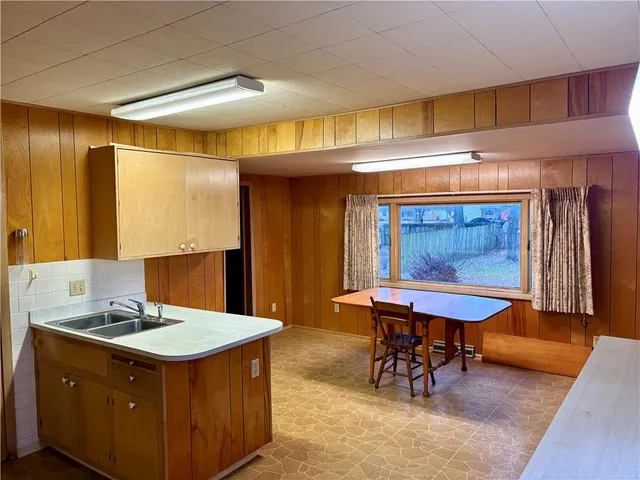 $99,000 | 507 South Main Street, Yates Center, KS 66783