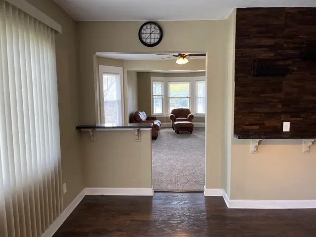 $1,600 | 602 Michigan Avenue, South Milwaukee, WI 53172