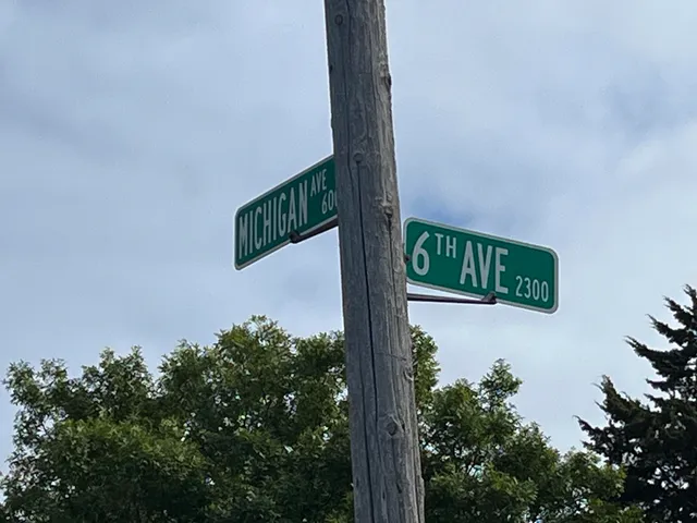 $1,600 | 602 Michigan Avenue, South Milwaukee, WI 53172