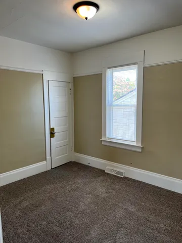 $1,600 | 602 Michigan Avenue, South Milwaukee, WI 53172