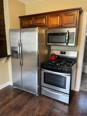 $1,600 | 602 Michigan Avenue, South Milwaukee, WI 53172