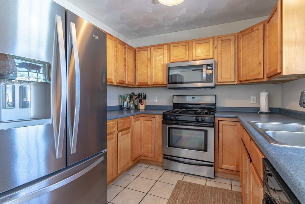 754 Hood Street, Unit 1 Fall River, MA 02720 - Photo 14 of 30