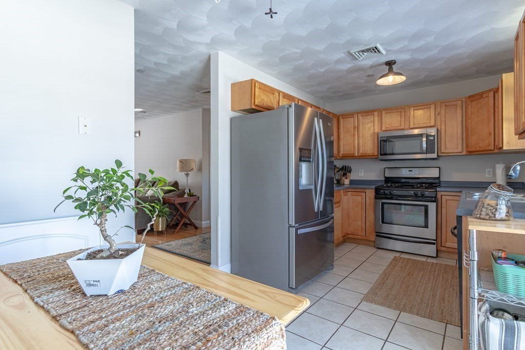 754 Hood Street, Unit 1 Fall River, MA 02720 - Photo 15 of 30