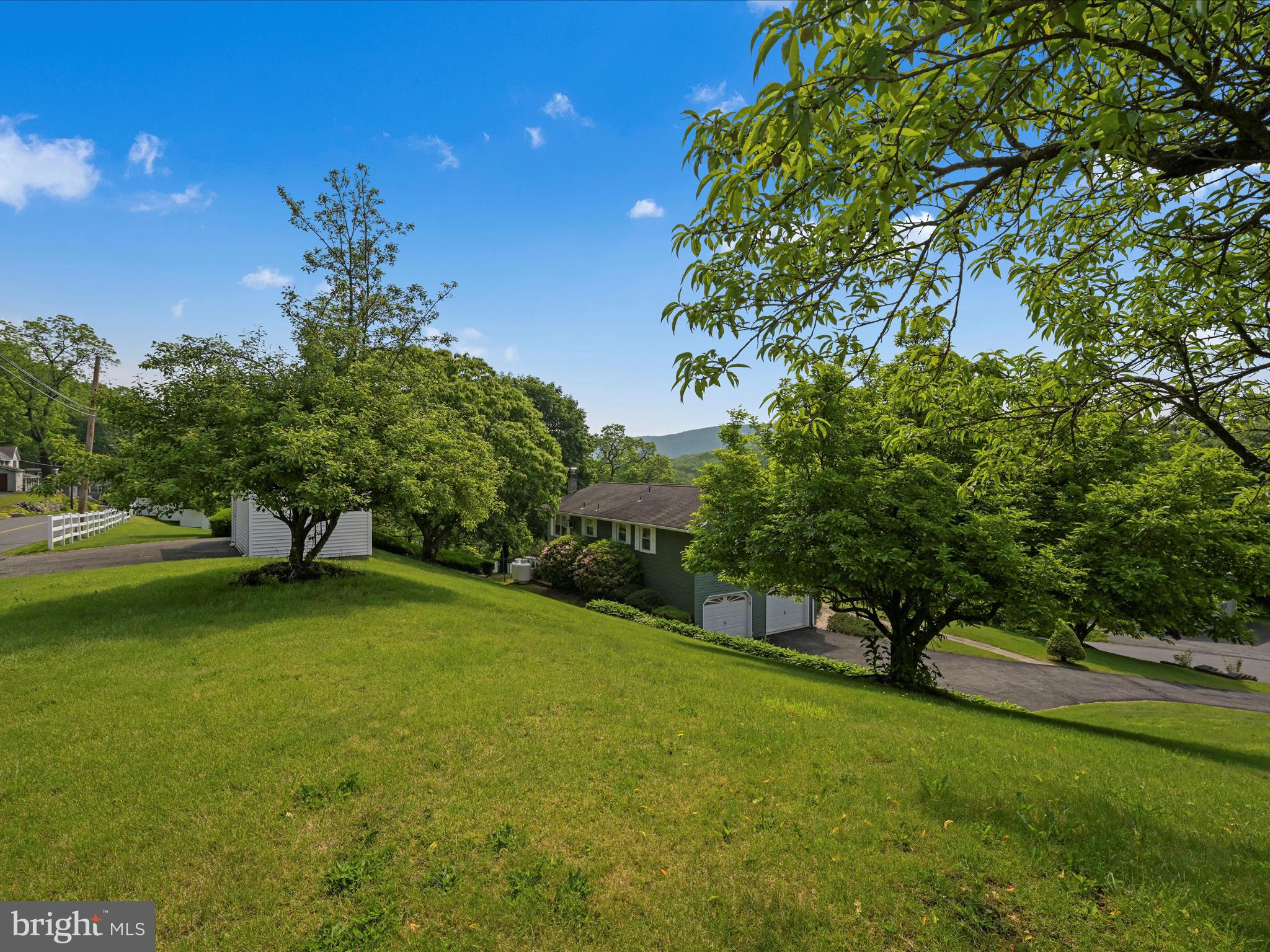 21 Lower Road Tamaqua, PA 18252 - Photo 27 of 30 Yard