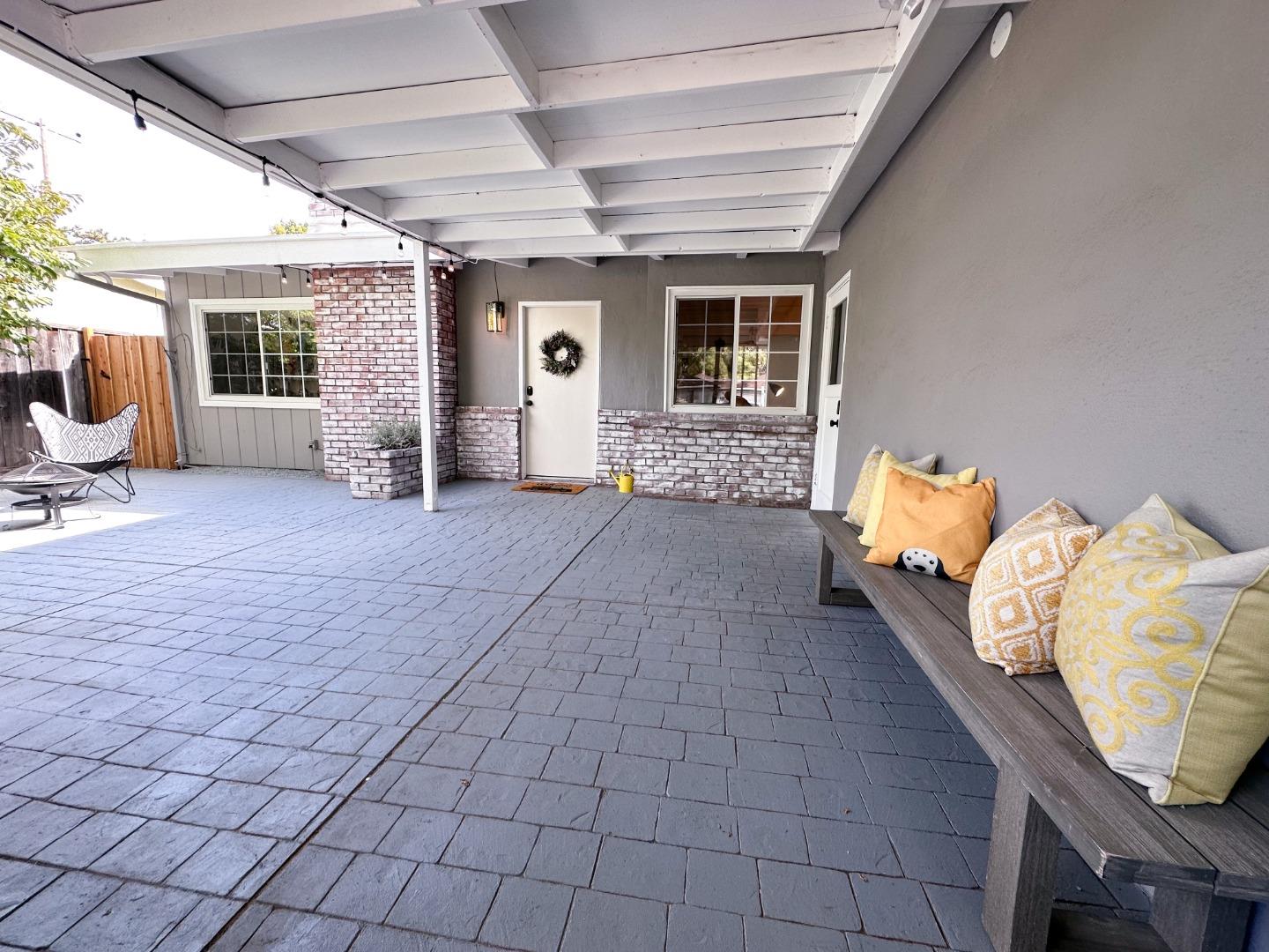 1765 Ravizza Avenue Santa Clara, CA 95051 - Photo 2 of 14 a view of livingroom with furniture