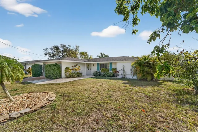 $534,900 | 3326 Rowena Street, Sarasota, FL 34231