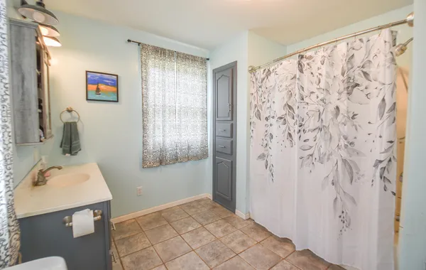 $174,900 | 421 Summit Street, Union City, MI 49094