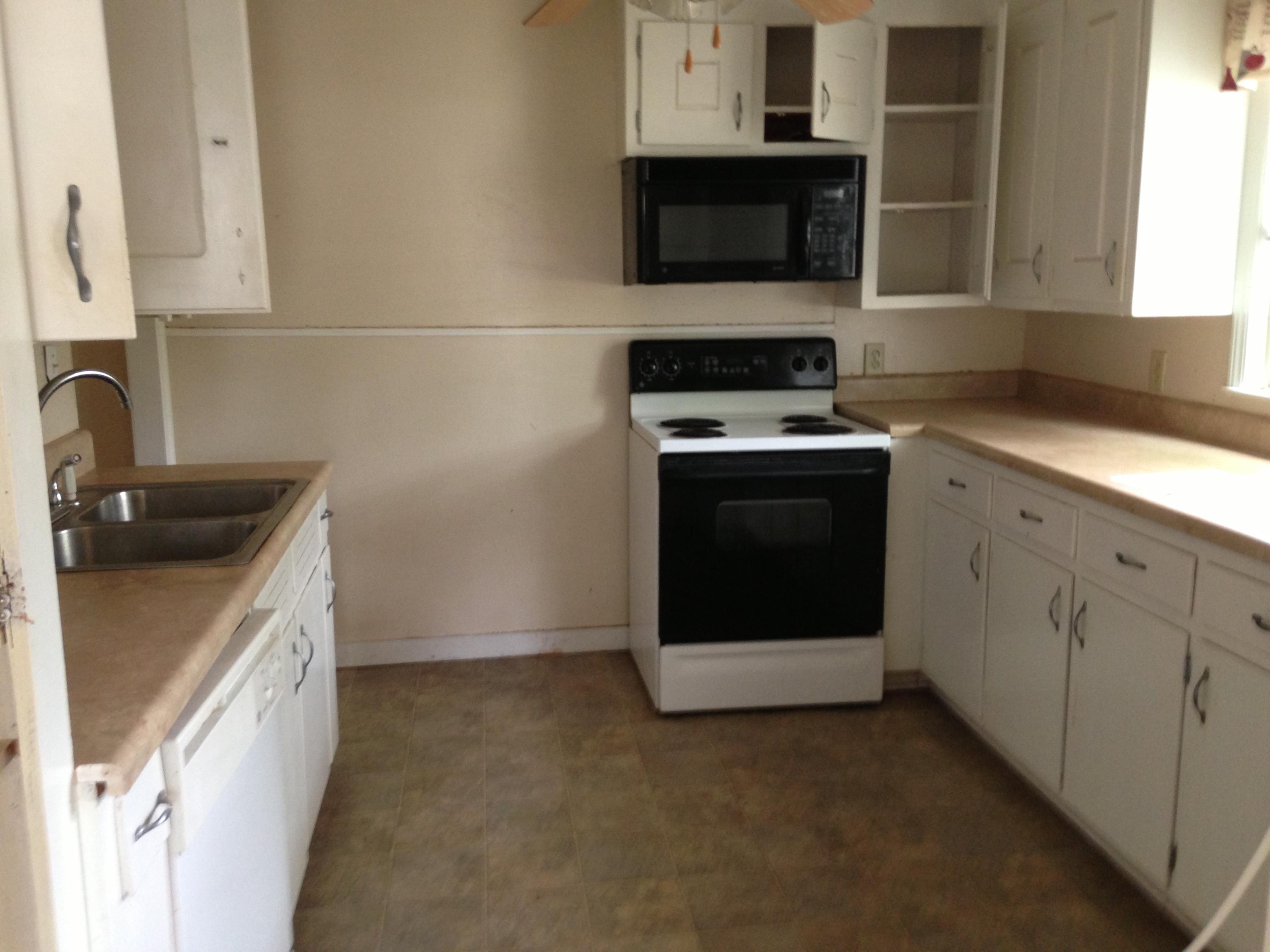 1143 Yeamans Hall Road Hanahan, SC 29410 - Photo 8 of 10 Kitchen