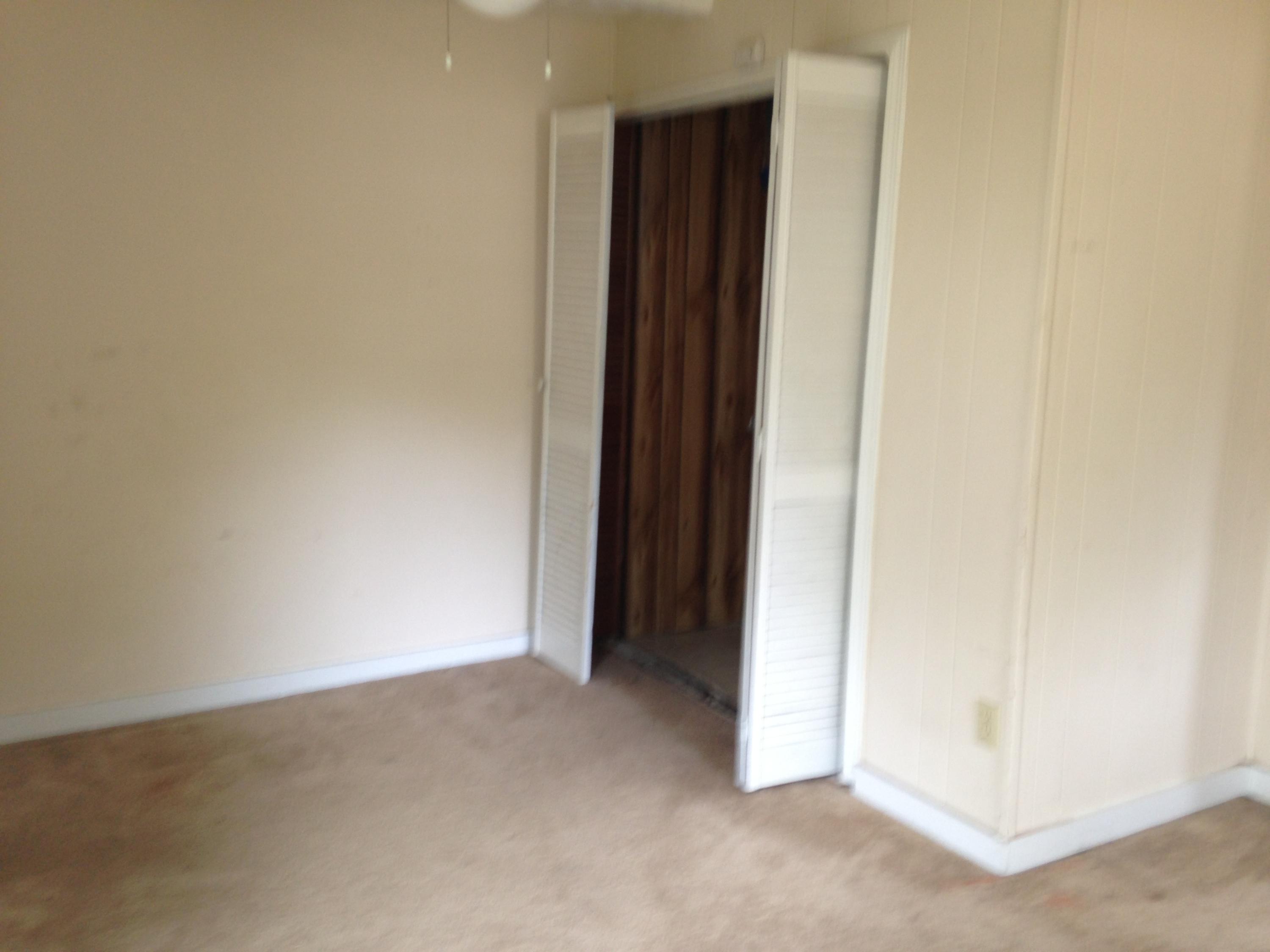 1143 Yeamans Hall Road Hanahan, SC 29410 - Photo 10 of 10 sitting