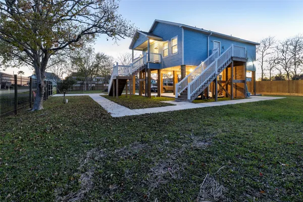 $325,000 | 1126 3ks Street, San Leon, TX 77539