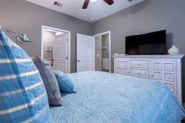 $325,000 | 1126 3ks Street, San Leon, TX 77539