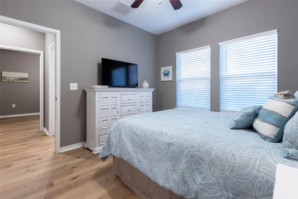 $325,000 | 1126 3ks Street, San Leon, TX 77539