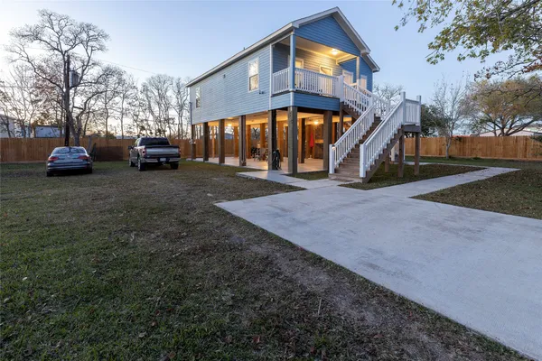 $325,000 | 1126 3ks Street, San Leon, TX 77539