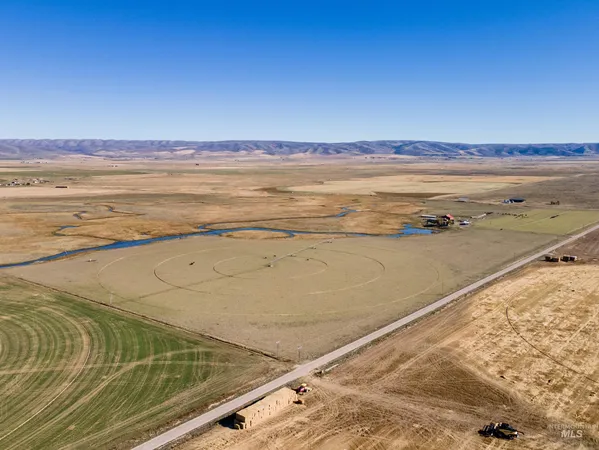$1,750,000 | 986 Rocky Ford Road, Bancroft, ID 83217